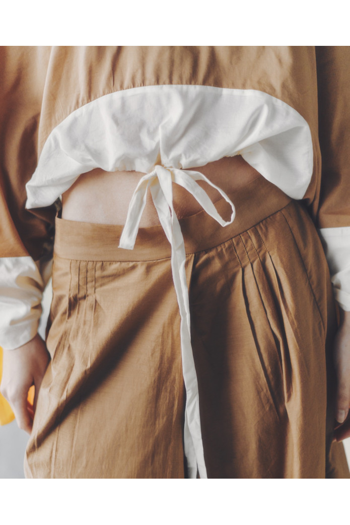 Pantalón Urola Zaitegui – Pantalón Baggy Seda y Algodón Marrón SS26