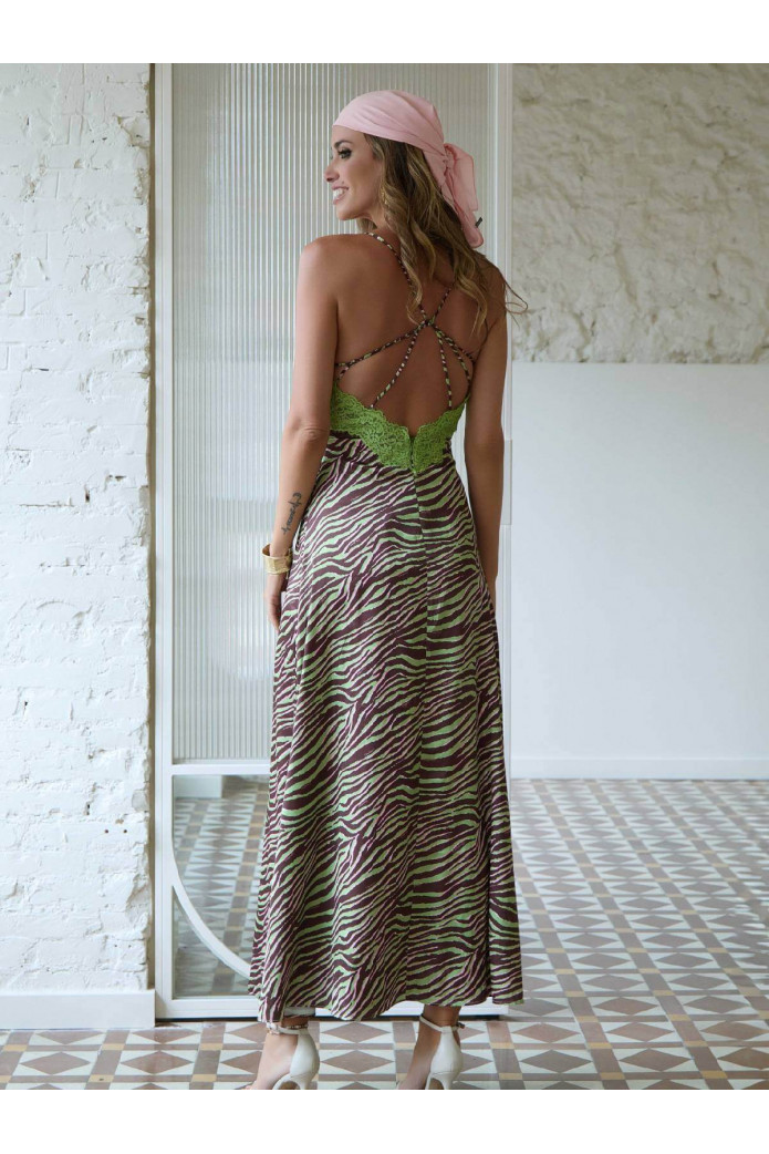 Vestido Cálix Camaleónica by Capriche | Vestido lencero animal print largo – FriendsnShop