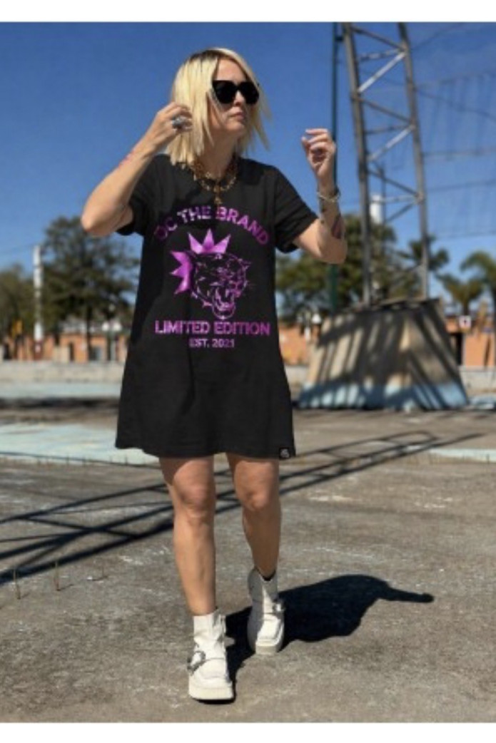 Vestido Felino Foil Rosa Noc Atelier | Vestido camiseta negro con print – FriendsnShop