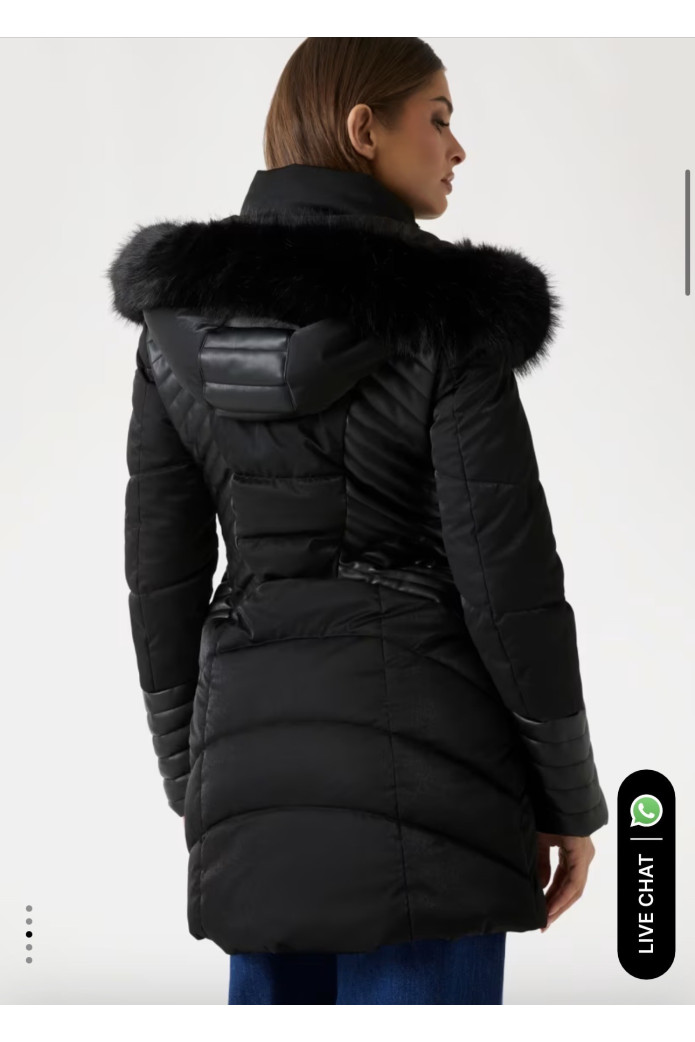 Plumífero Negro GUESS Mujer con Capucha | FriendsnShop