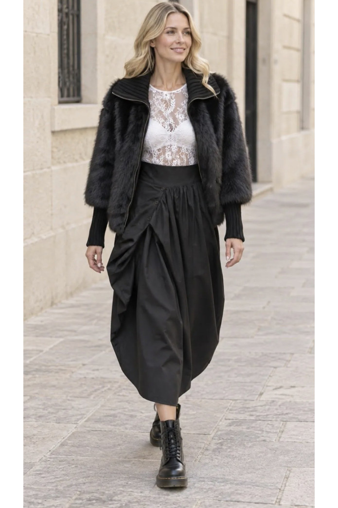 Falda Globo Negra Asimétrica Mujer | FriendsnShop