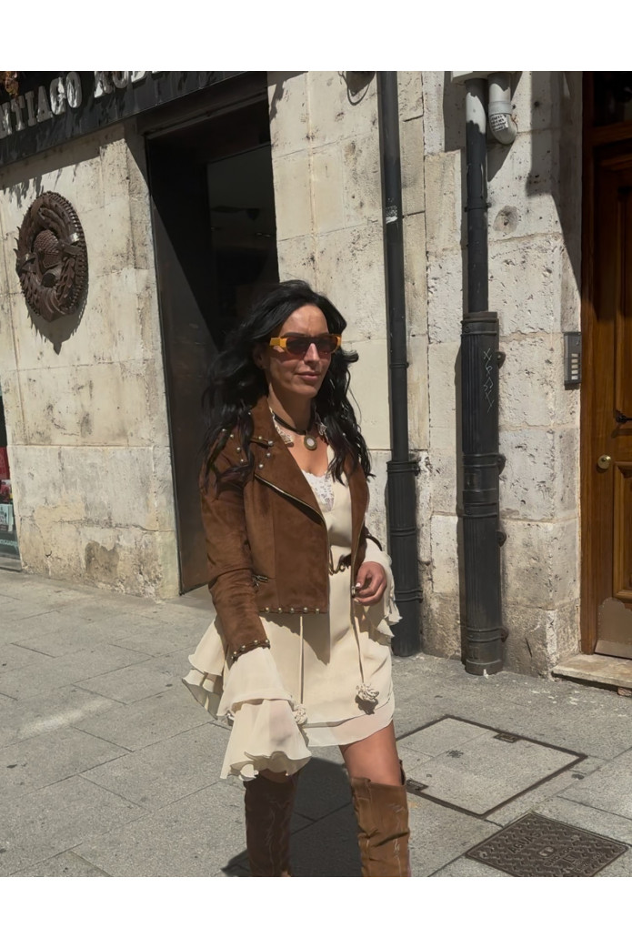 cazadora  de ante con tachas  - tete by odette