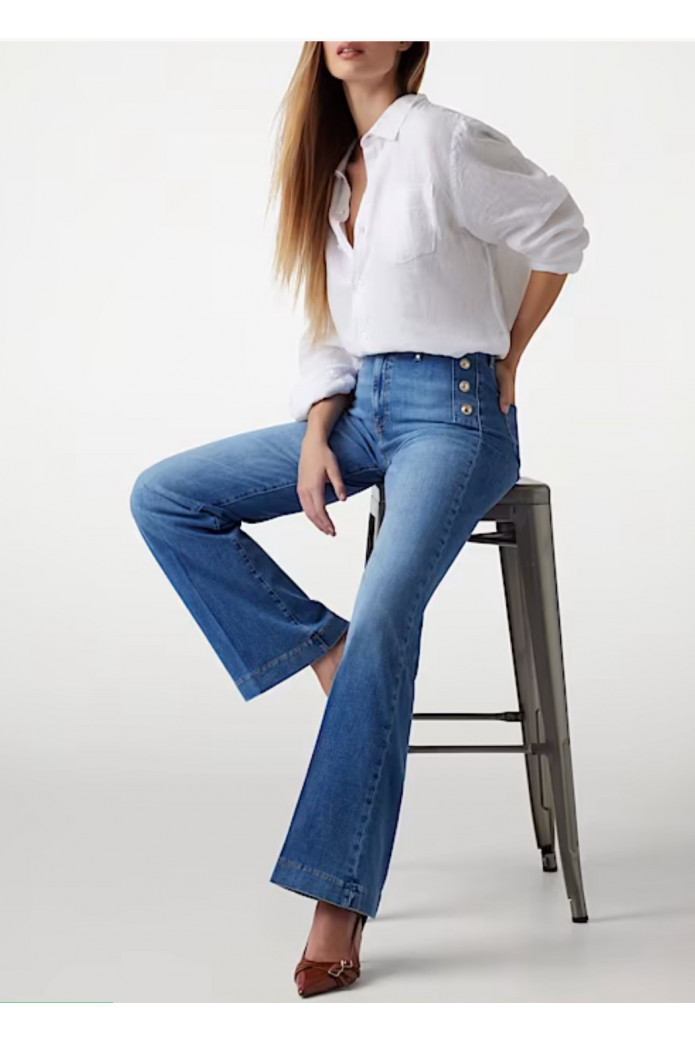 Vaqueros New Faye - guess