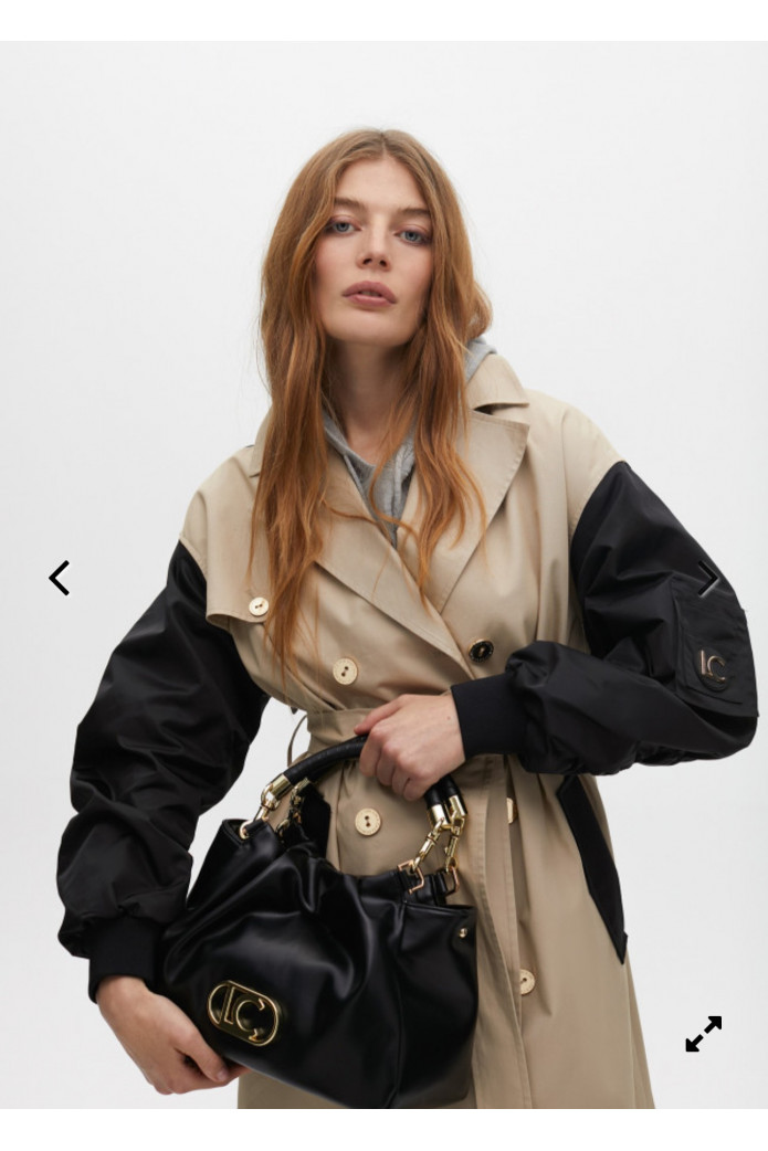 Trench con mangas bomber Lola Casademunt – Elegancia urbana y sofisticada