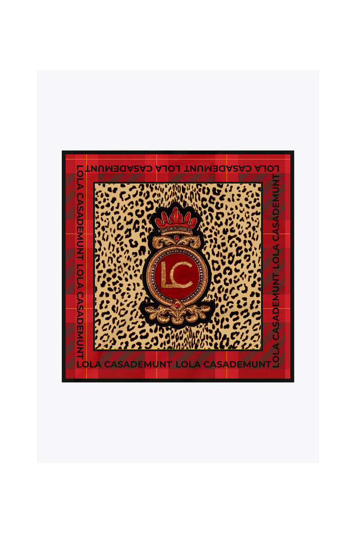 Pañuelo animal print y tartán rojo-negro – Lola Casademunt