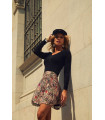 Falda Ardisia Camaleónica – Elegancia y estilo femenino versátil