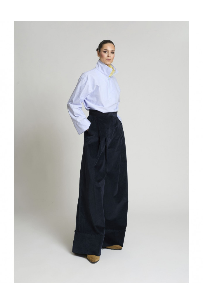 Pantalón Samuray velvetón con pinzas – zaitegui