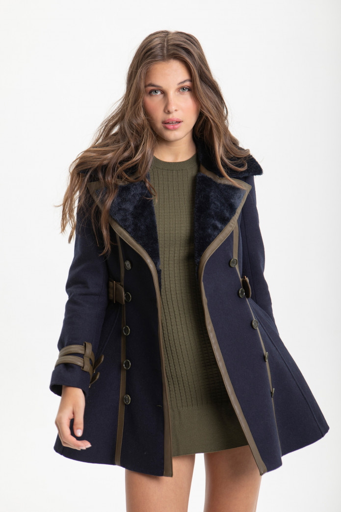 Abrigo de paño combinado azul y verde Highly Preppy – Estilo sofisticado
