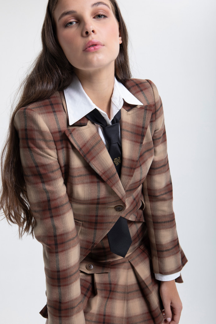 Camisa blanca con corbata Highly Preppy