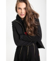 Chaqueta de punto chaleco negra con escudo Highly Preppy
