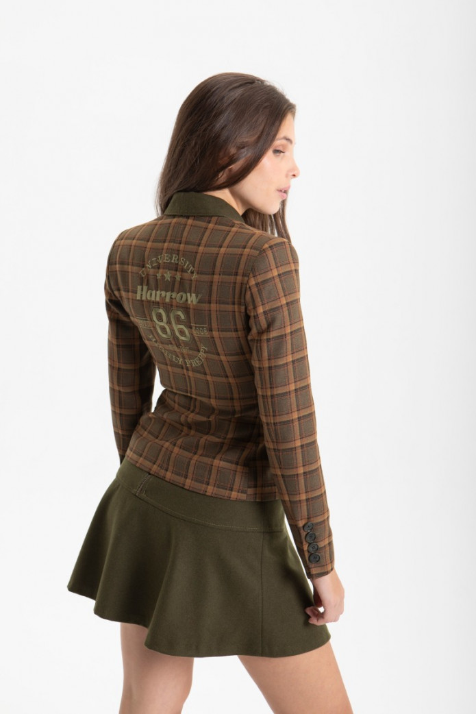 Falda de Lana Verde con Escudo Highly Preppy – Moda femenina con estilo preppy