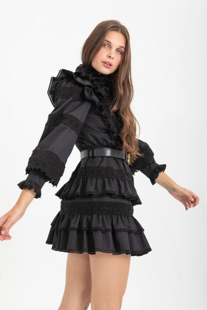 Vestido Entredos Negro Highly Preppy – Sofisticación y estilo único
