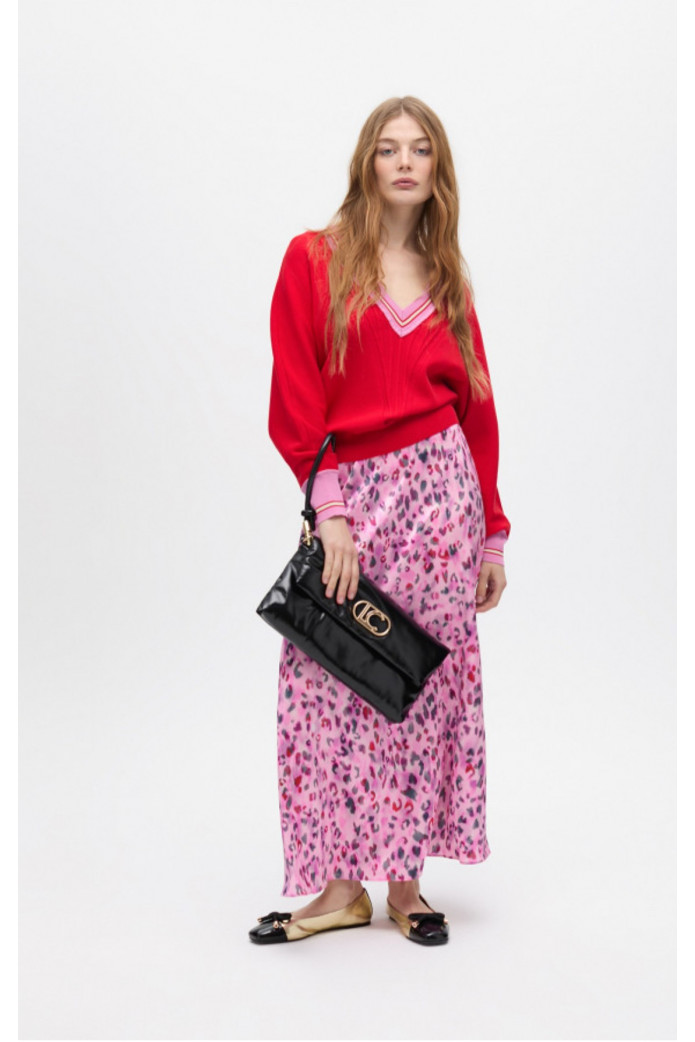 Jersey de pico con ribete en contraste de Lola Casademunt – Estilo chic y color vibrante