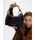 Bandolera Lola Casademunt 981 – Estilo, elegancia y funcionalidad en un solo accesorio