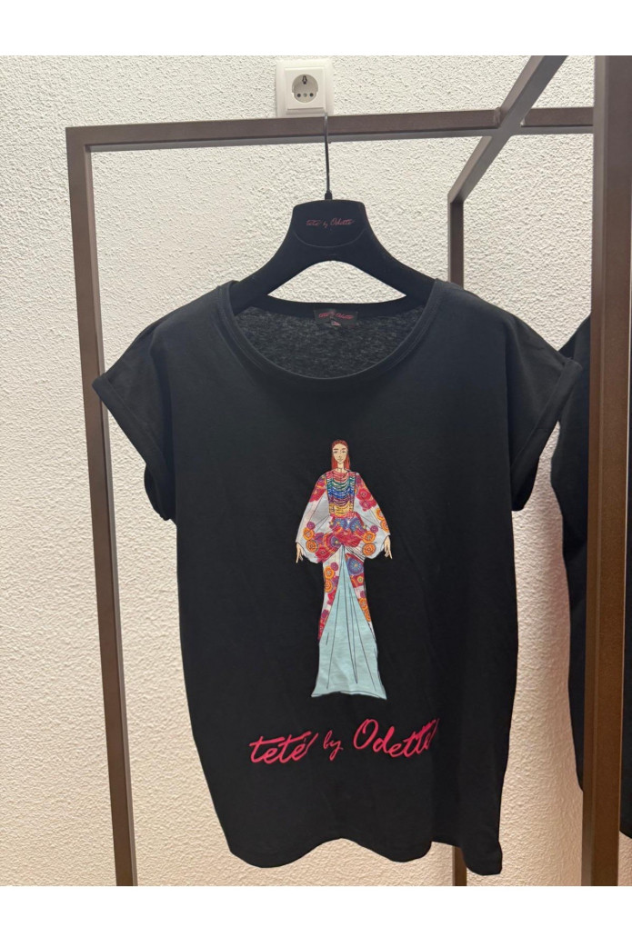 Camiseta ilustrada Teté by Odette negra | FriendsnShop