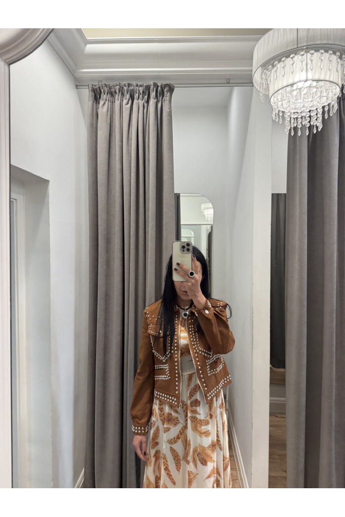 Cazadora de tachas marrón estilo western para mujer | FriendsnShop