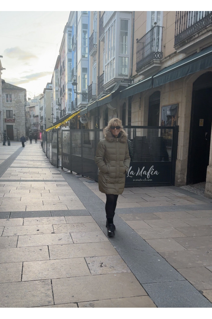 Abrigo Largo Verde Kaki con Pelo Natural para Mujer