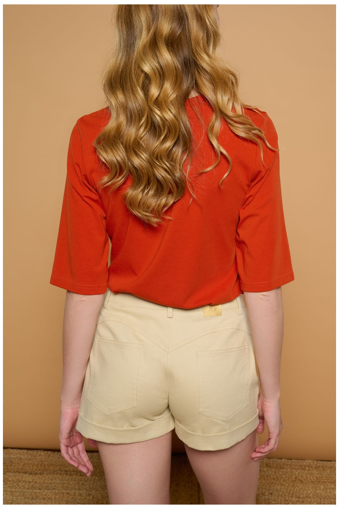 Magnesia Short Minueto – Short Beige con Detalle Perlas Mujer | FriendsnShop