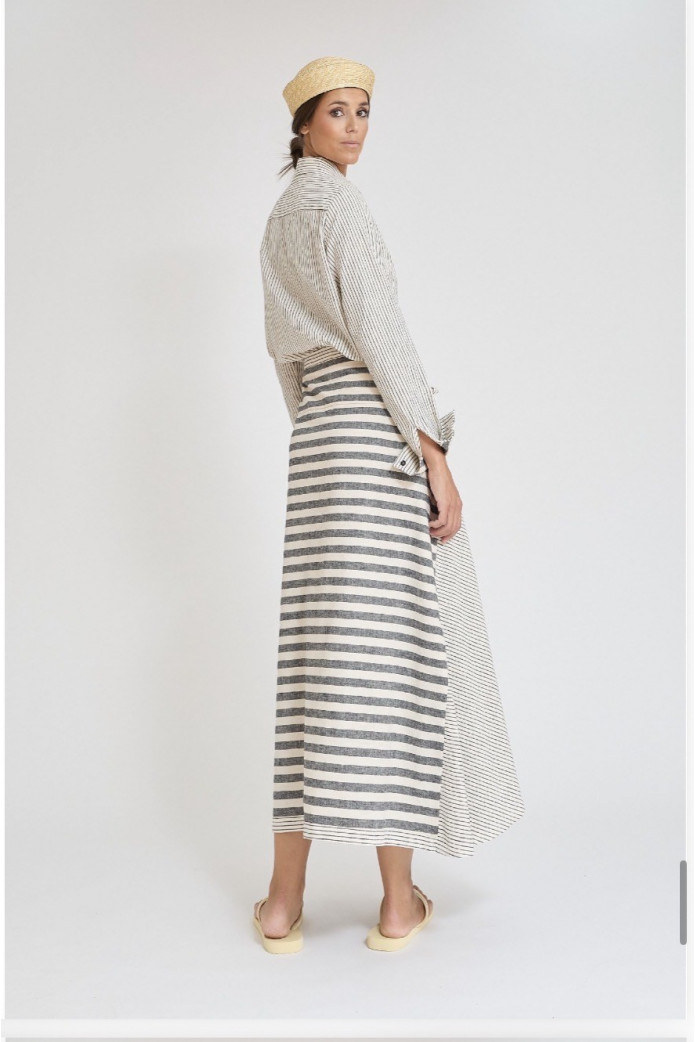 Falda ITXINA Zaitegui – Falda Asimétrica Rayas Algodón Lino SS26
