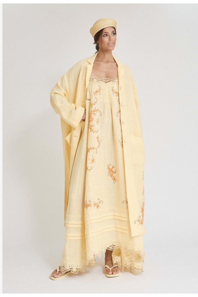 Abrigo Muskiz Vainilla Zaitegui – Abrigo Largo de Lino Bordado SS26